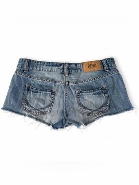 Y2K vintage Victoria’s Secret pink lowrise rhinestone mini shorts 🎀